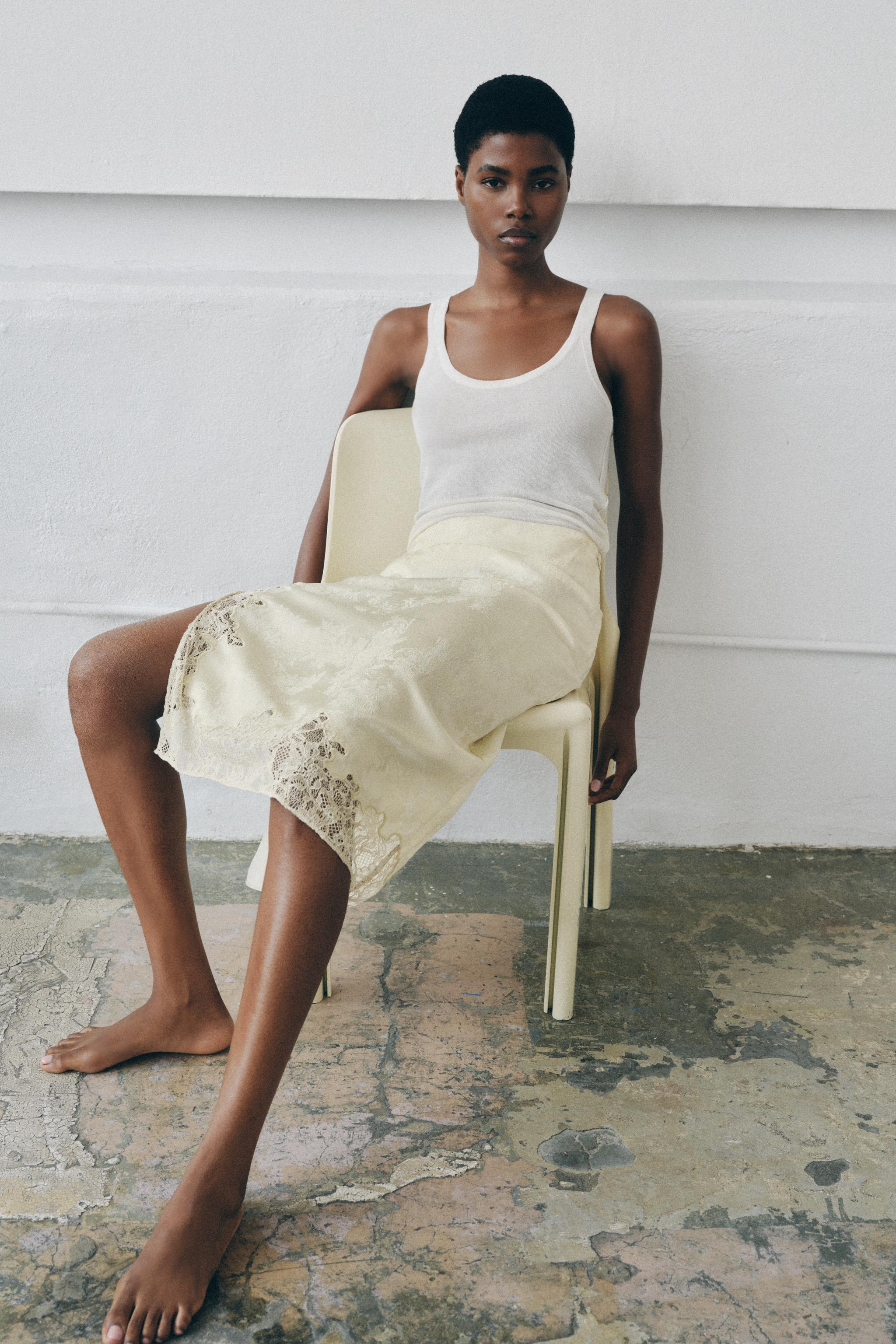 LACE JACQUARD MIDI SKIRT